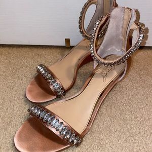 Jewel by Badgley Mischka low heel bridesmaid pink